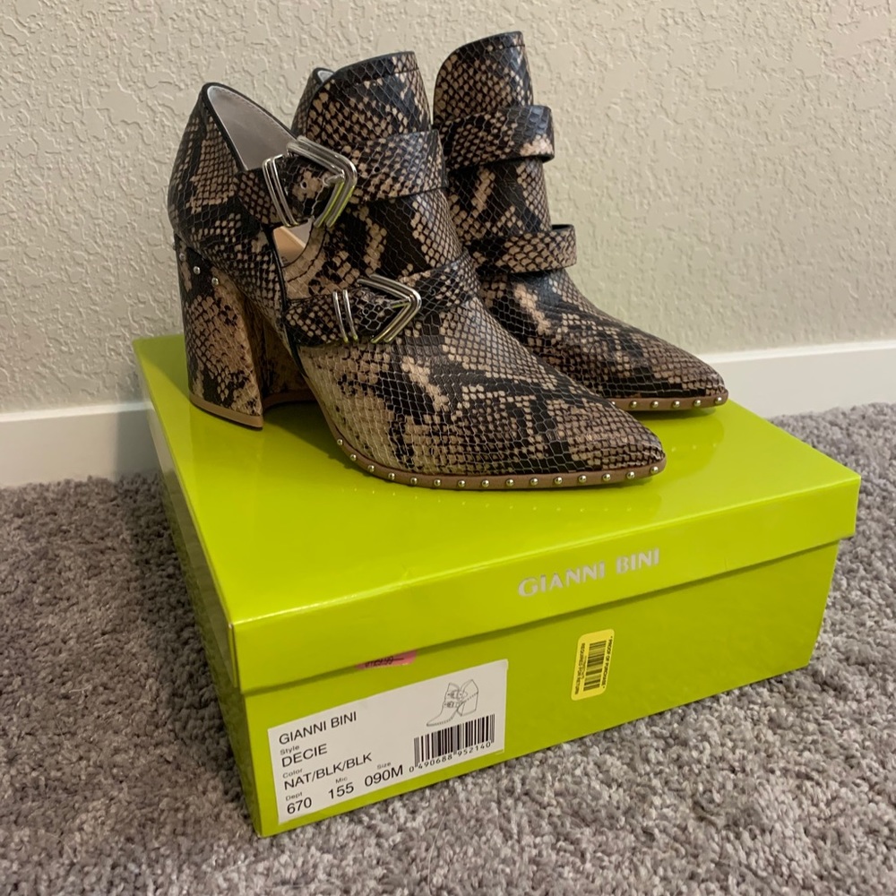 Snake skin bootie